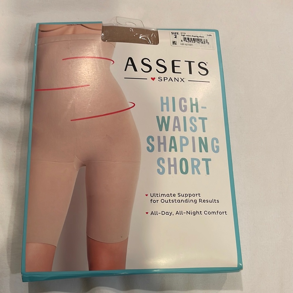 Assets Spanx High Waist Shaping Short. Size 2 new in package